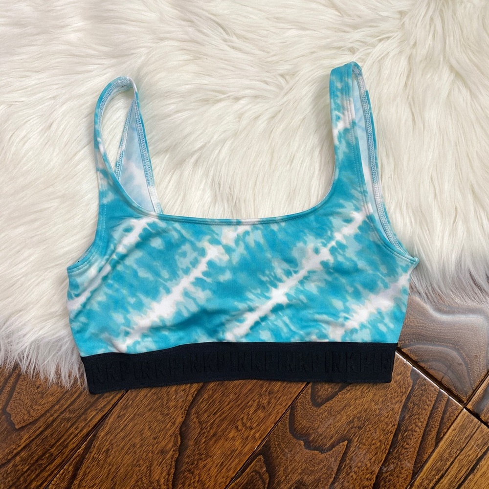 Victoria’s Secret PINK sports bra